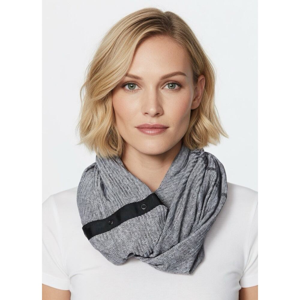 Lululemon Vinyasa Scarf Mini Check Pique Black White Snap Closure Rulu Fabric